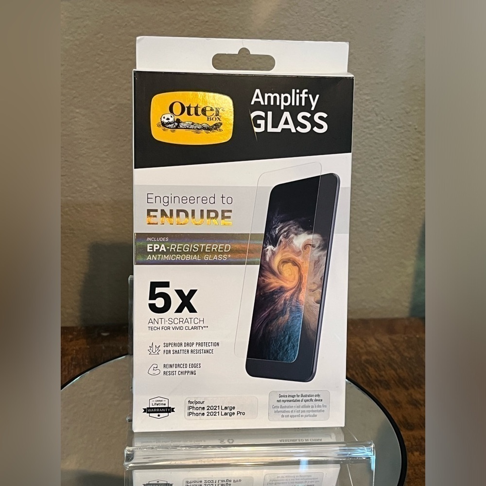 OtterBox Amplify Glass Screen Protector for iPhone 13 Pro, new!